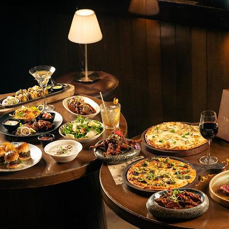 Hotel Peninsula Redpine Mumbai Dış mekan fotoğraf