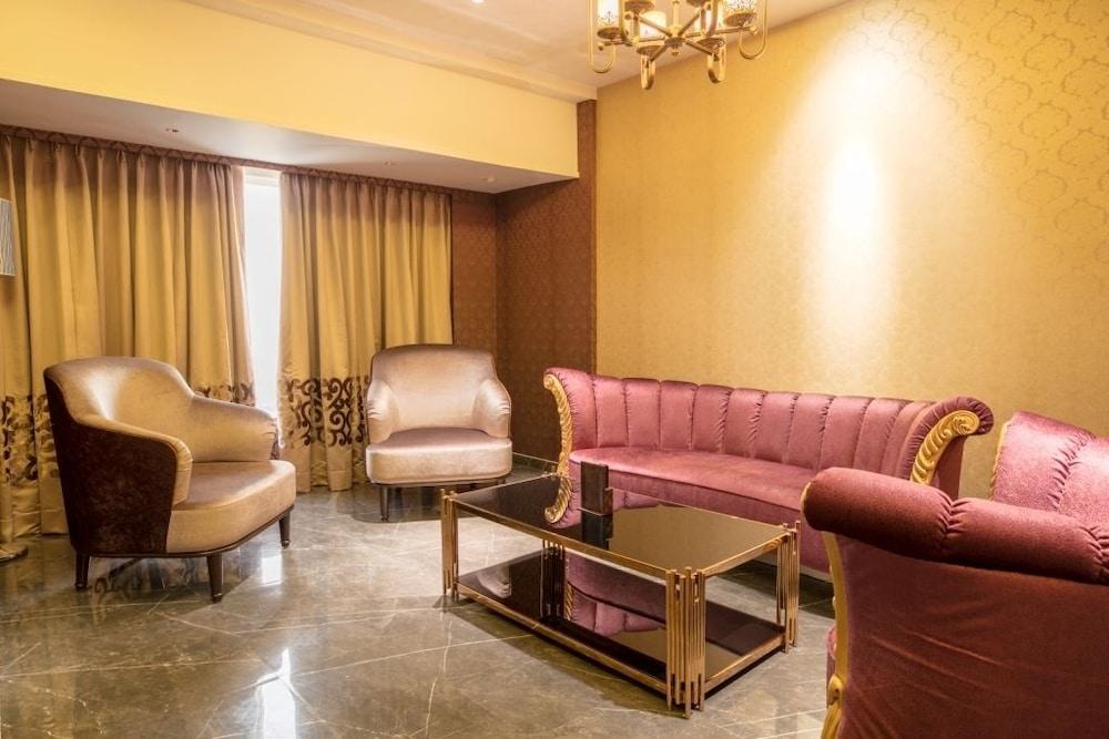Hotel Peninsula Redpine Mumbai Dış mekan fotoğraf