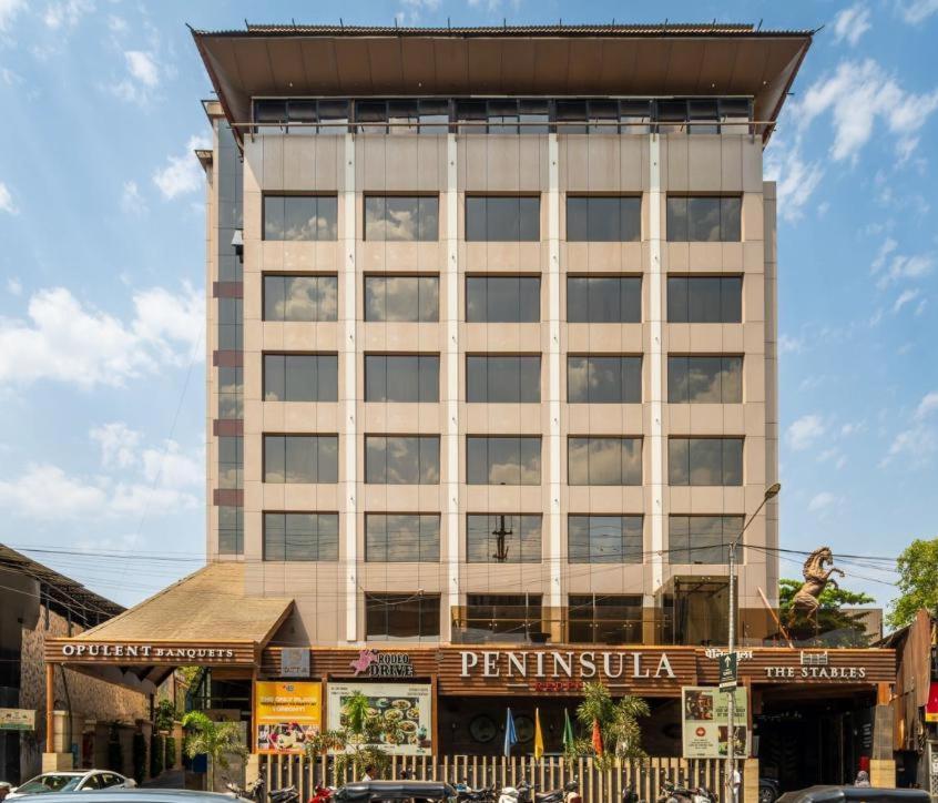 Hotel Peninsula Redpine Mumbai Dış mekan fotoğraf