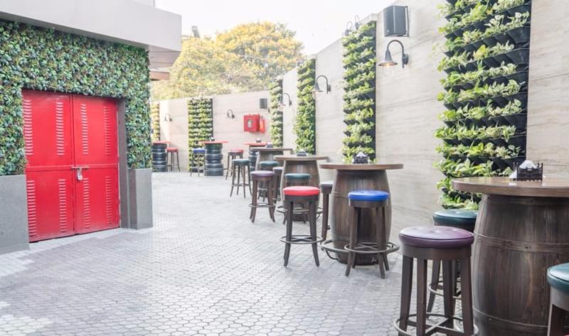 Hotel Peninsula Redpine Mumbai Dış mekan fotoğraf