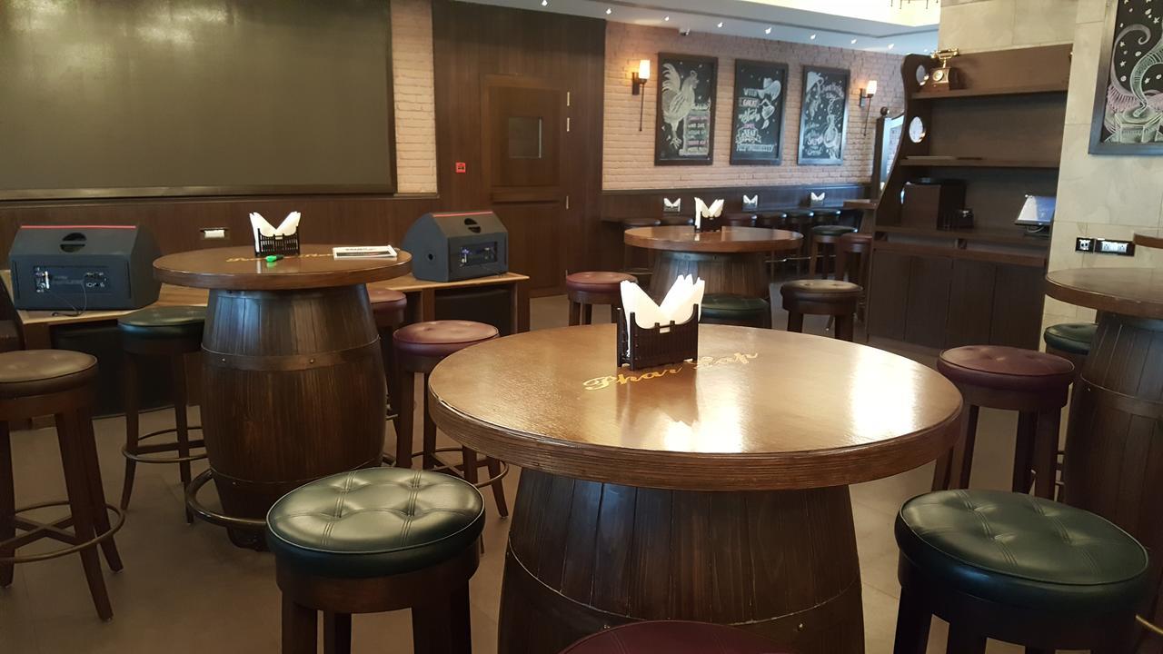 Hotel Peninsula Redpine Mumbai Dış mekan fotoğraf