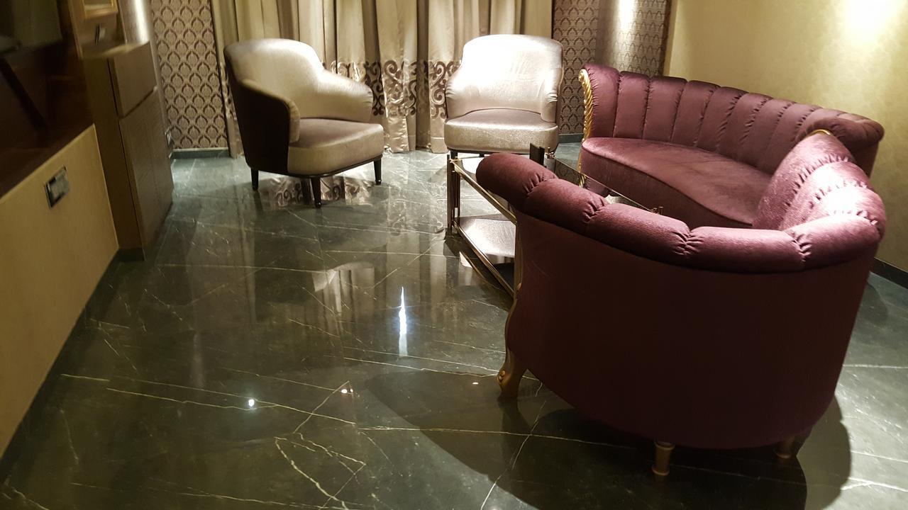 Hotel Peninsula Redpine Mumbai Dış mekan fotoğraf