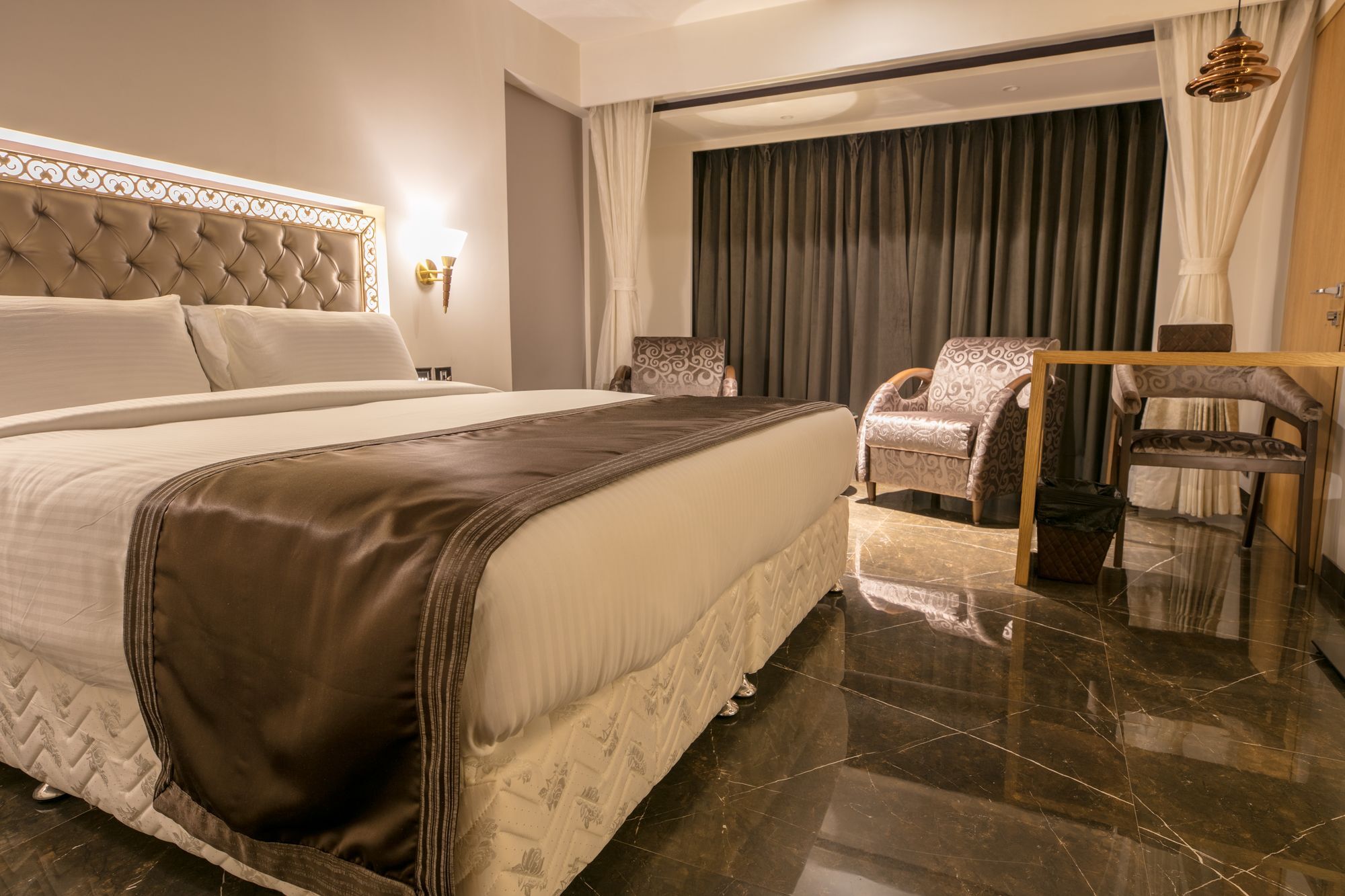 Hotel Peninsula Redpine Mumbai Dış mekan fotoğraf